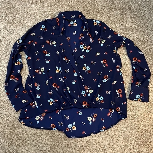 draped boho Blouse Long sleeve high-low Navy Floral semi-sheer Top size medium - Picture 7 of 9